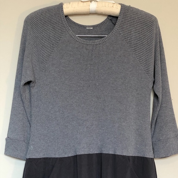 ANTHROPOLOGIE Amadi Lea two tone sweater dress in gray - Picture 5 of 16